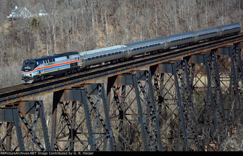 Heritage 130 leads train 151 across the James River